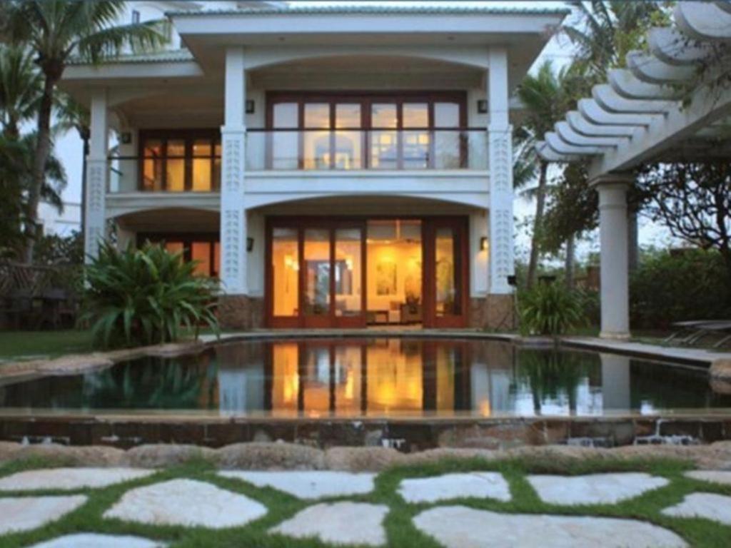Olalani Resort & Condotel Da Nang Exterior photo
