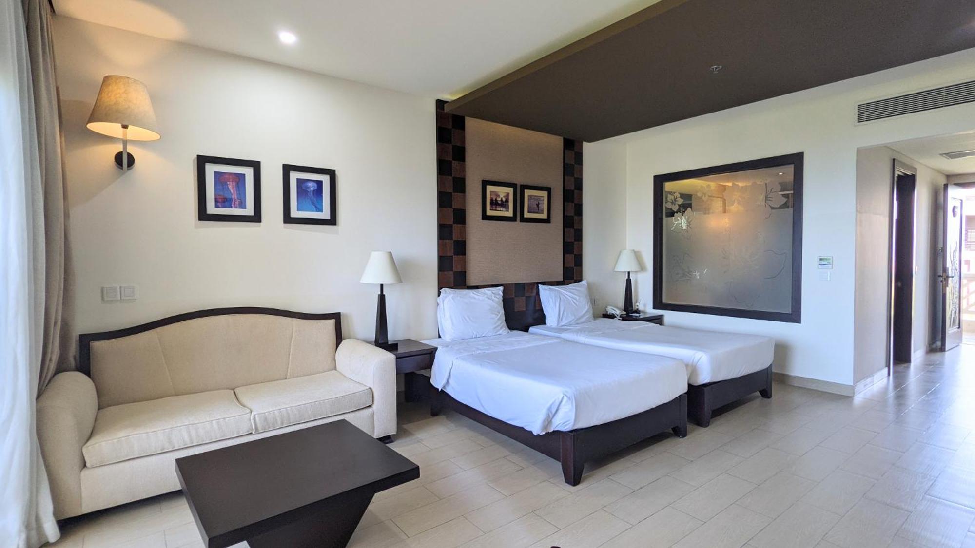 Olalani Resort & Condotel Da Nang Exterior photo