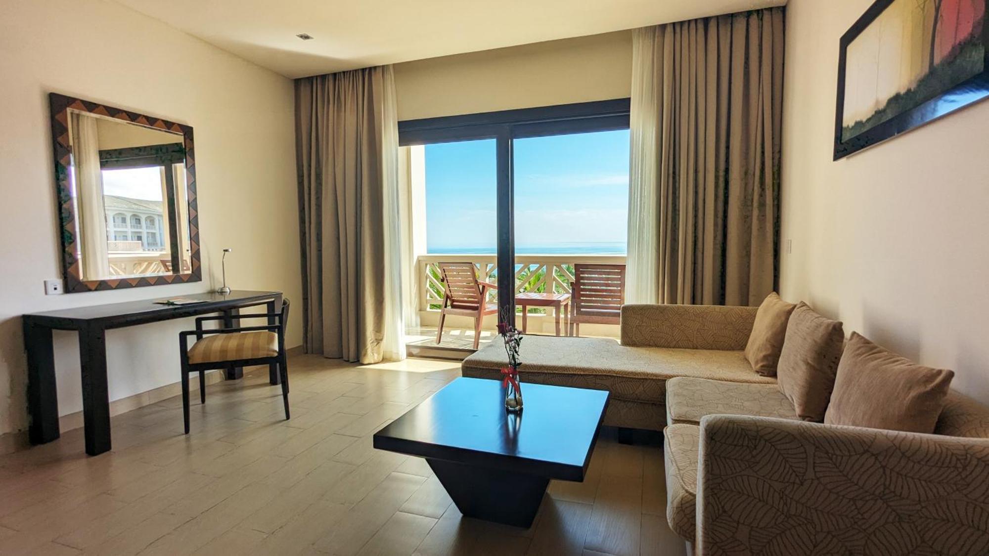 Olalani Resort & Condotel Da Nang Exterior photo