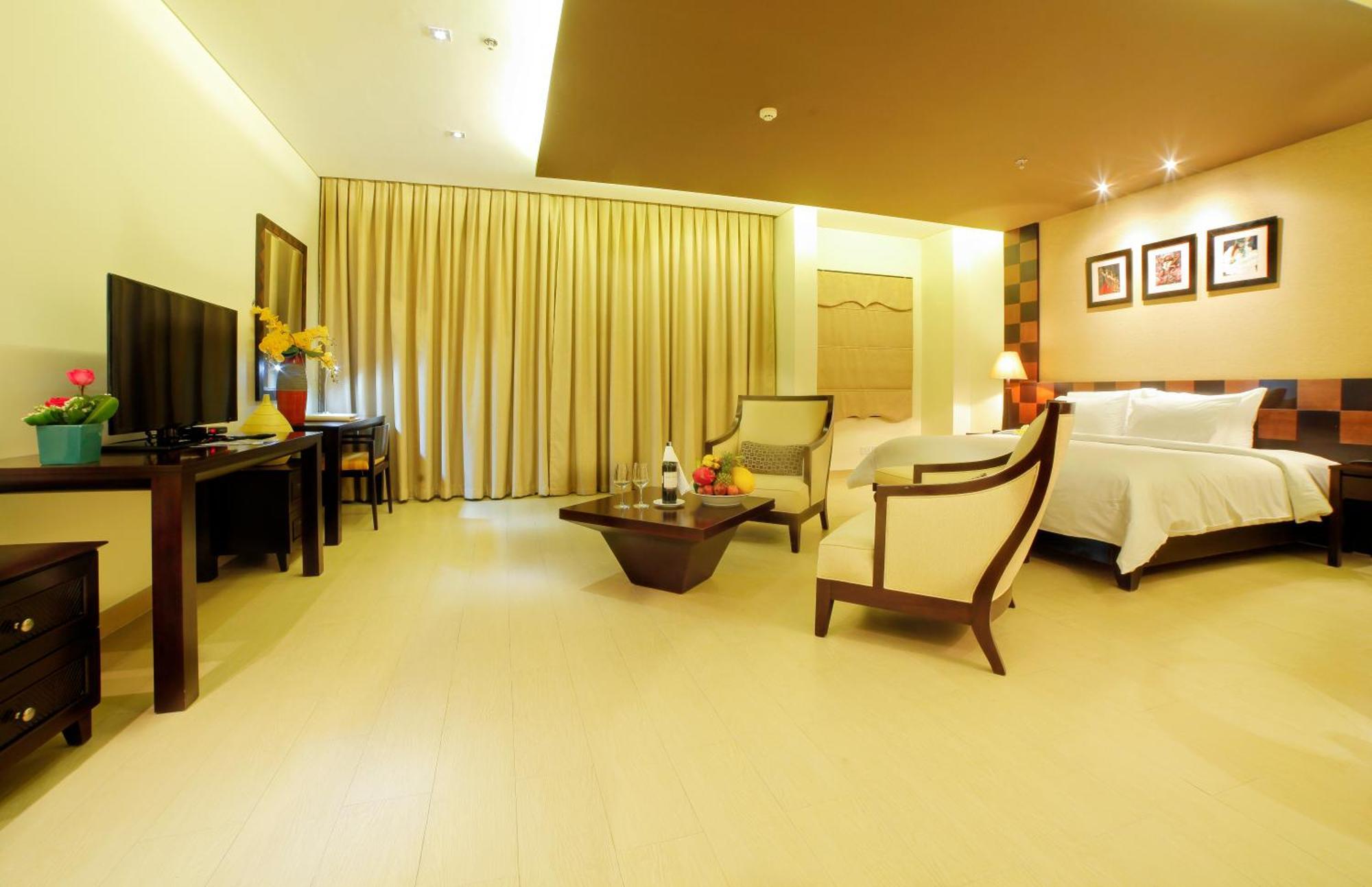 Olalani Resort & Condotel Da Nang Exterior photo